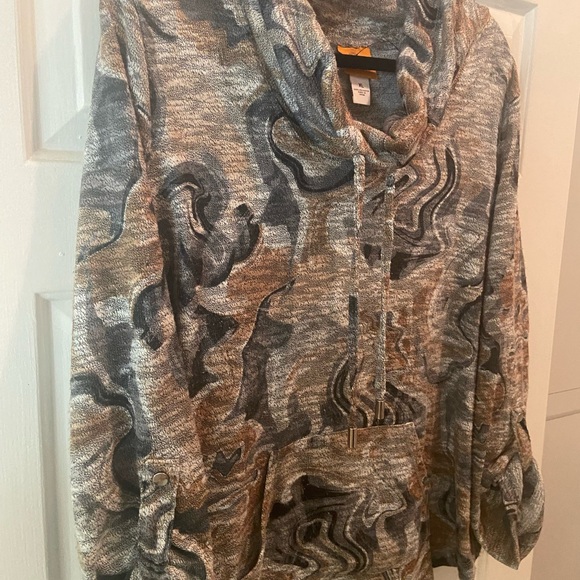 Ruby Rd XL Unique Beauties Design Top - Picture 4 of 6